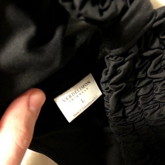 NEW Verdelimon Swimwear Loira Bikini Top Luxury Colombia Ruching Black Unique - Picture 3 of 4